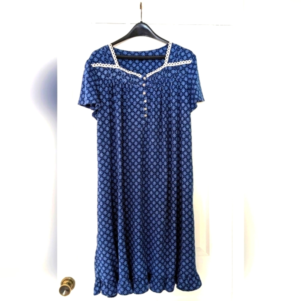 Blue & White Nightgown, Embroider-Look Detail, Short Sleeves, Buttons